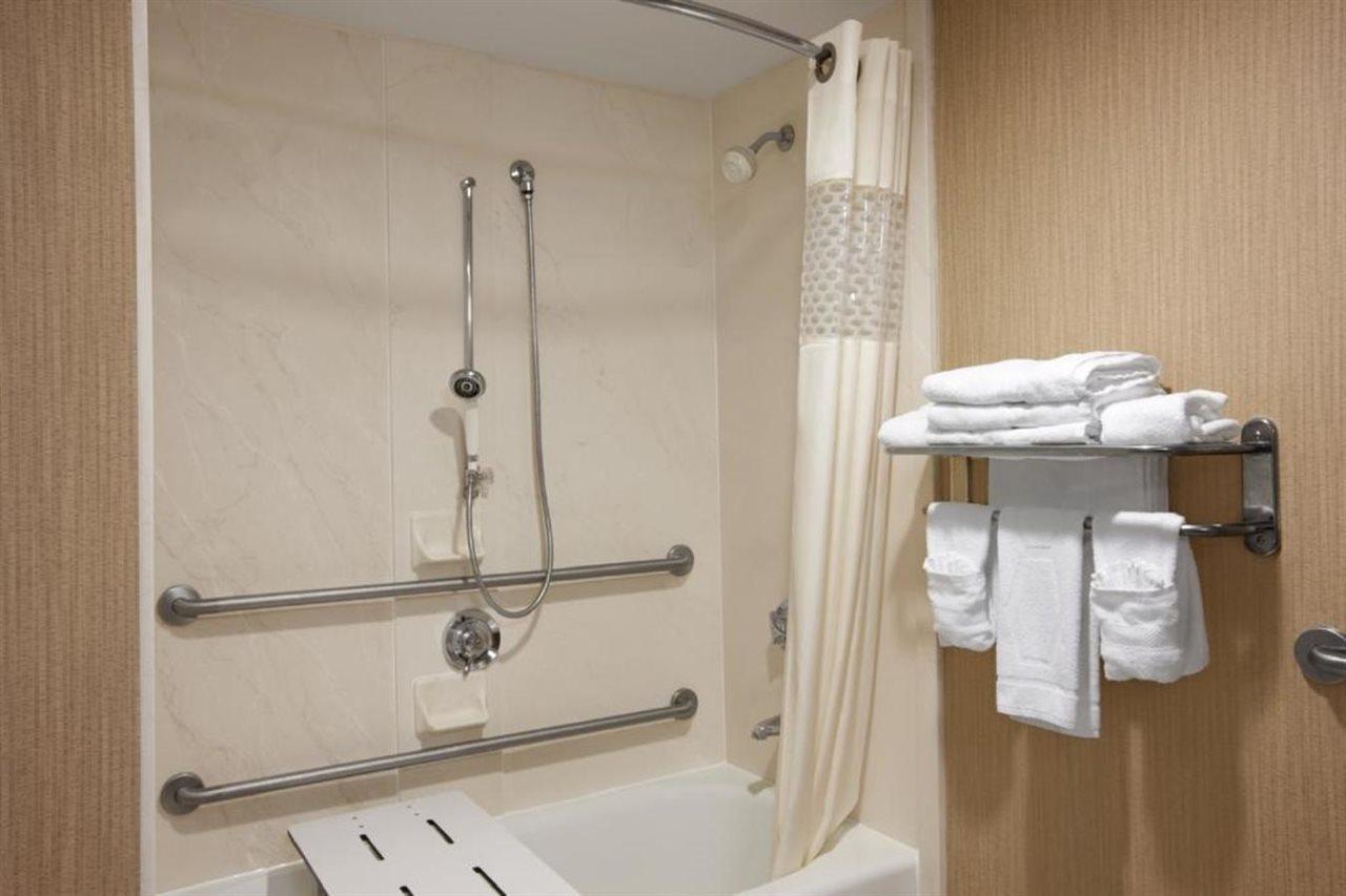 Hampton Inn Cambridge Buitenkant foto
