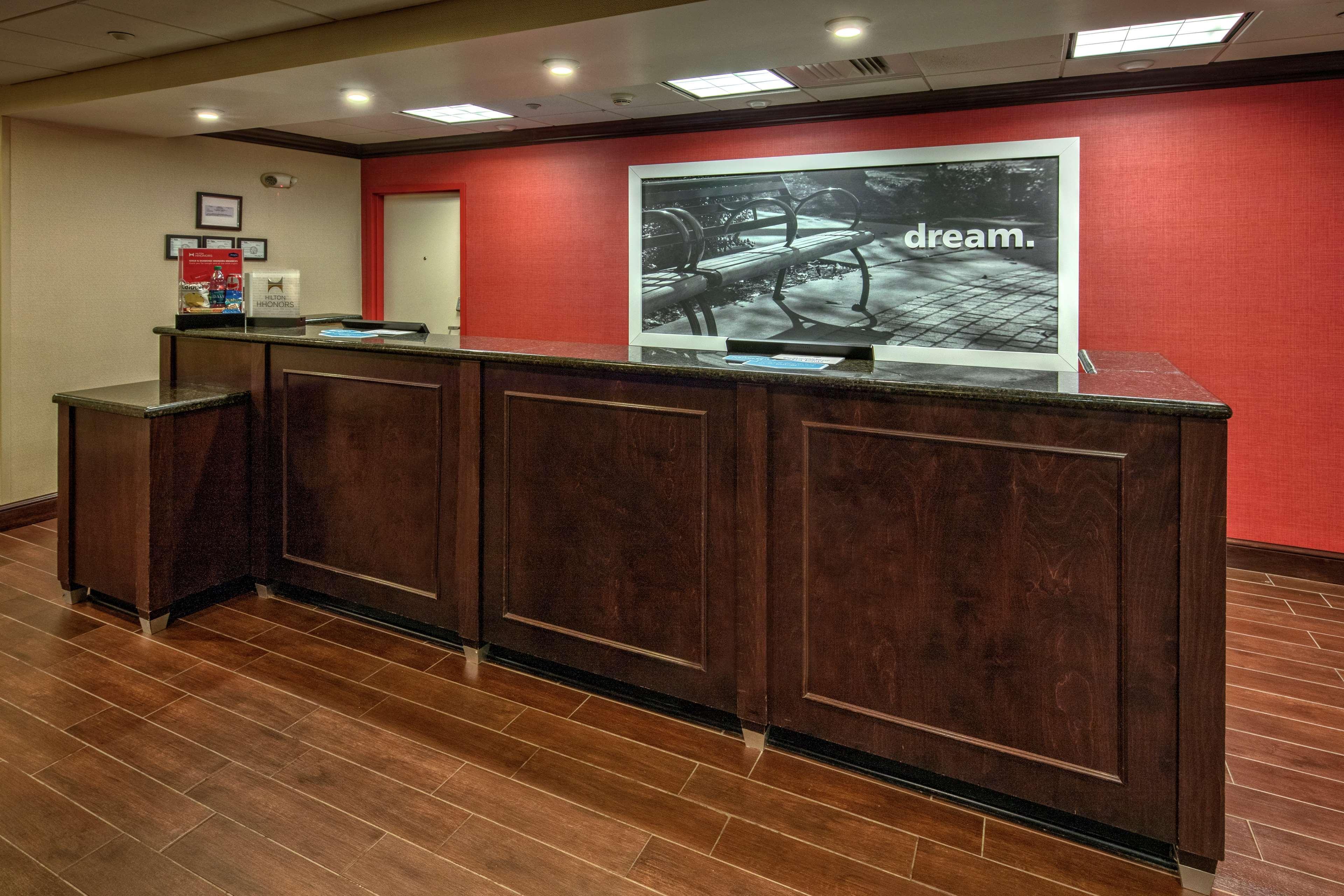 Hampton Inn Cambridge Buitenkant foto