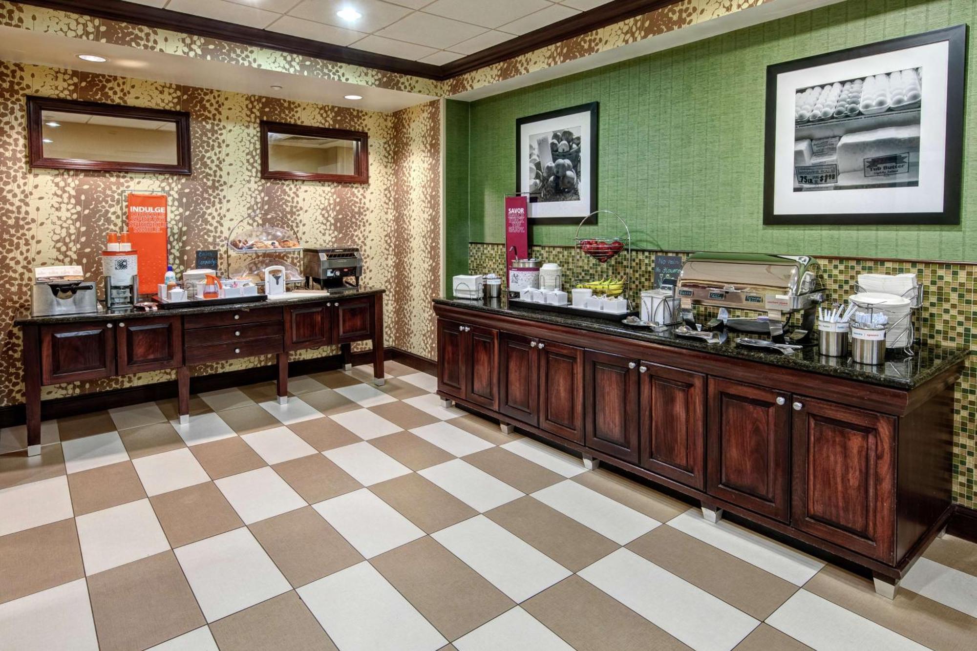 Hampton Inn Cambridge Buitenkant foto